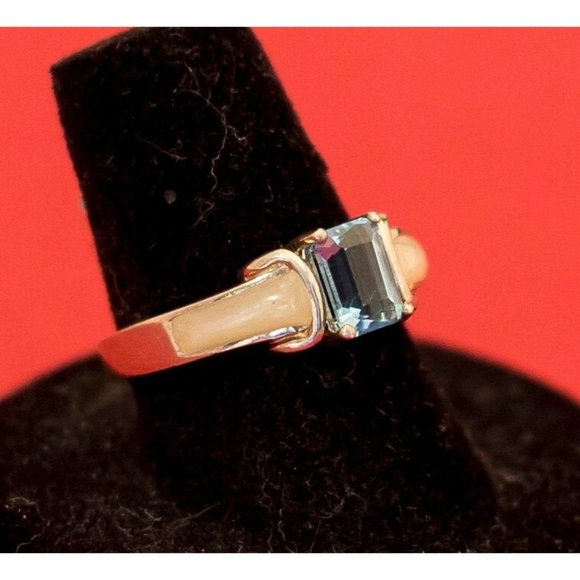 Vintage Sterling Silver Elegant Teal and White Blue Ring Avon Size 7 - Picture 3 of 4